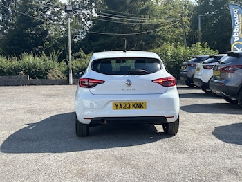 Used Renault Clio 2023 for sale - 79386184: Photo