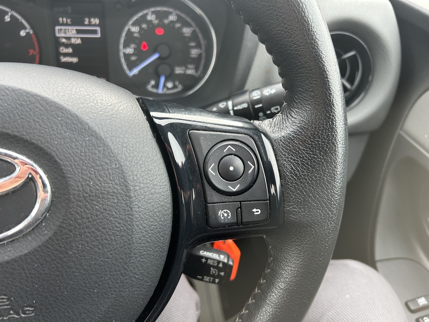 Used Toyota Yaris 2019 for sale - 77073019: Photo 21