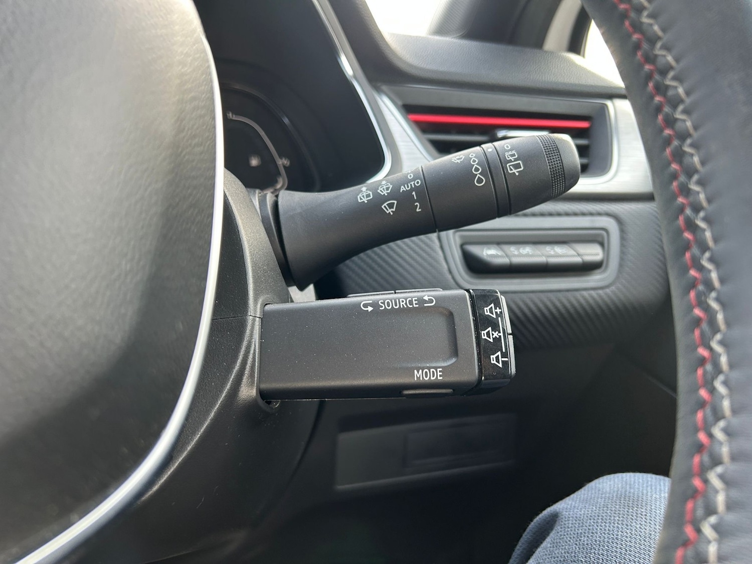 Used Renault Captur 2022 for sale - 78135024: Photo 24