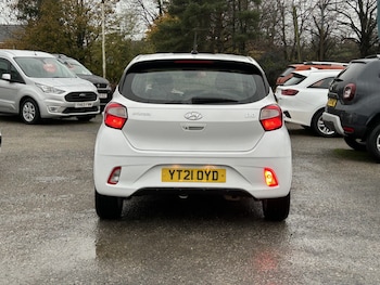 Used Hyundai i10 2021 for sale - 76430909: Photo