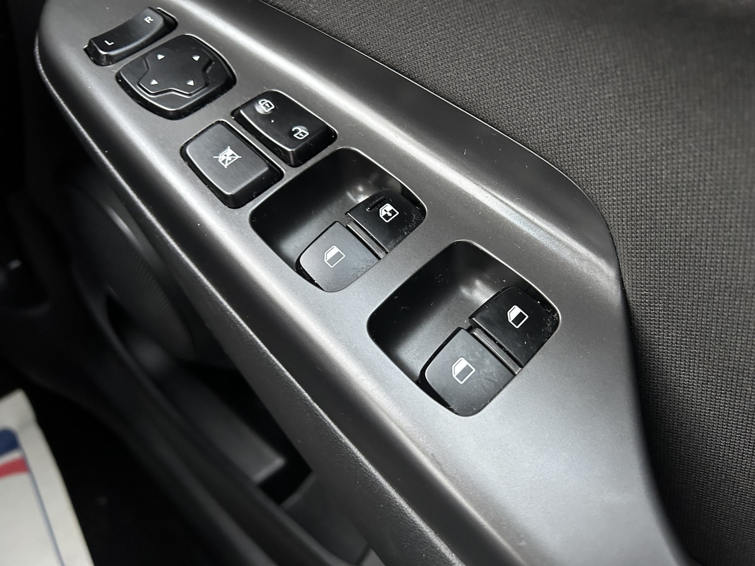 Used Hyundai KONA 2018 for sale - 76712848: Photo 27