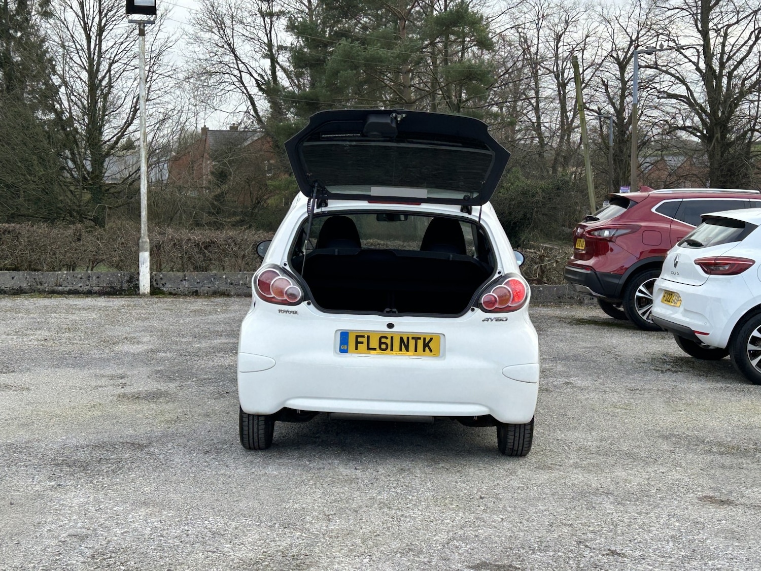 Used Toyota AYGO 2011 for sale - 77735823: Photo 5