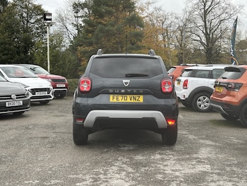 Used Dacia Duster 2020 for sale - 76769392: Photo