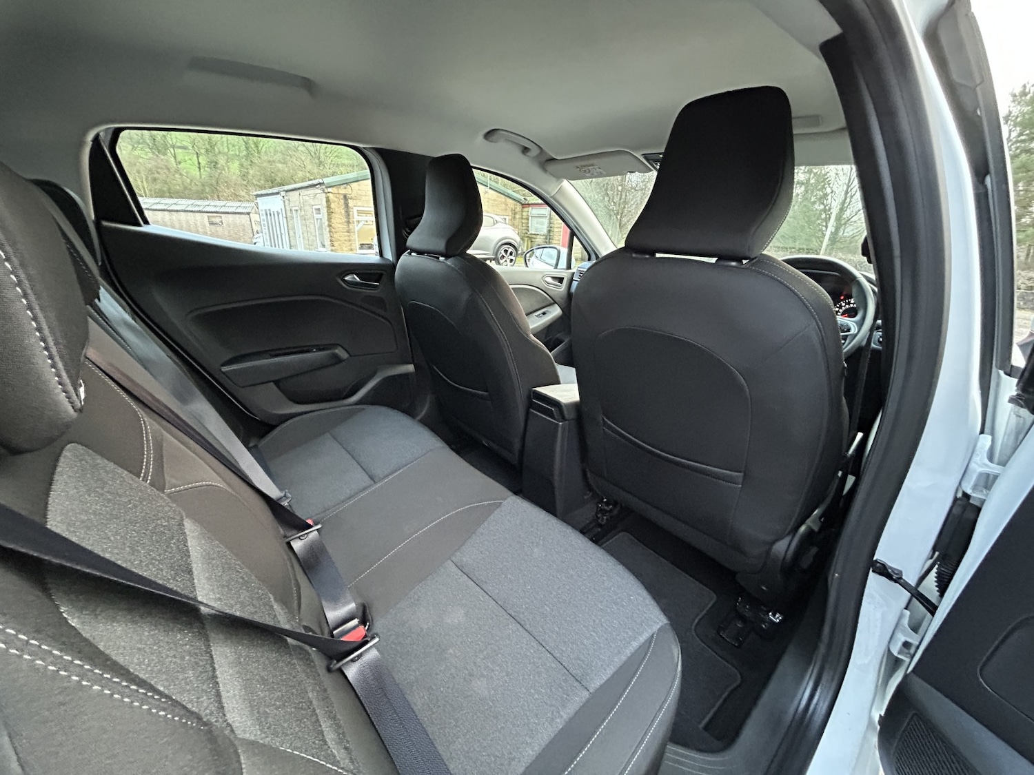 Used Renault Clio 2022 for sale - 77228244: Photo 7