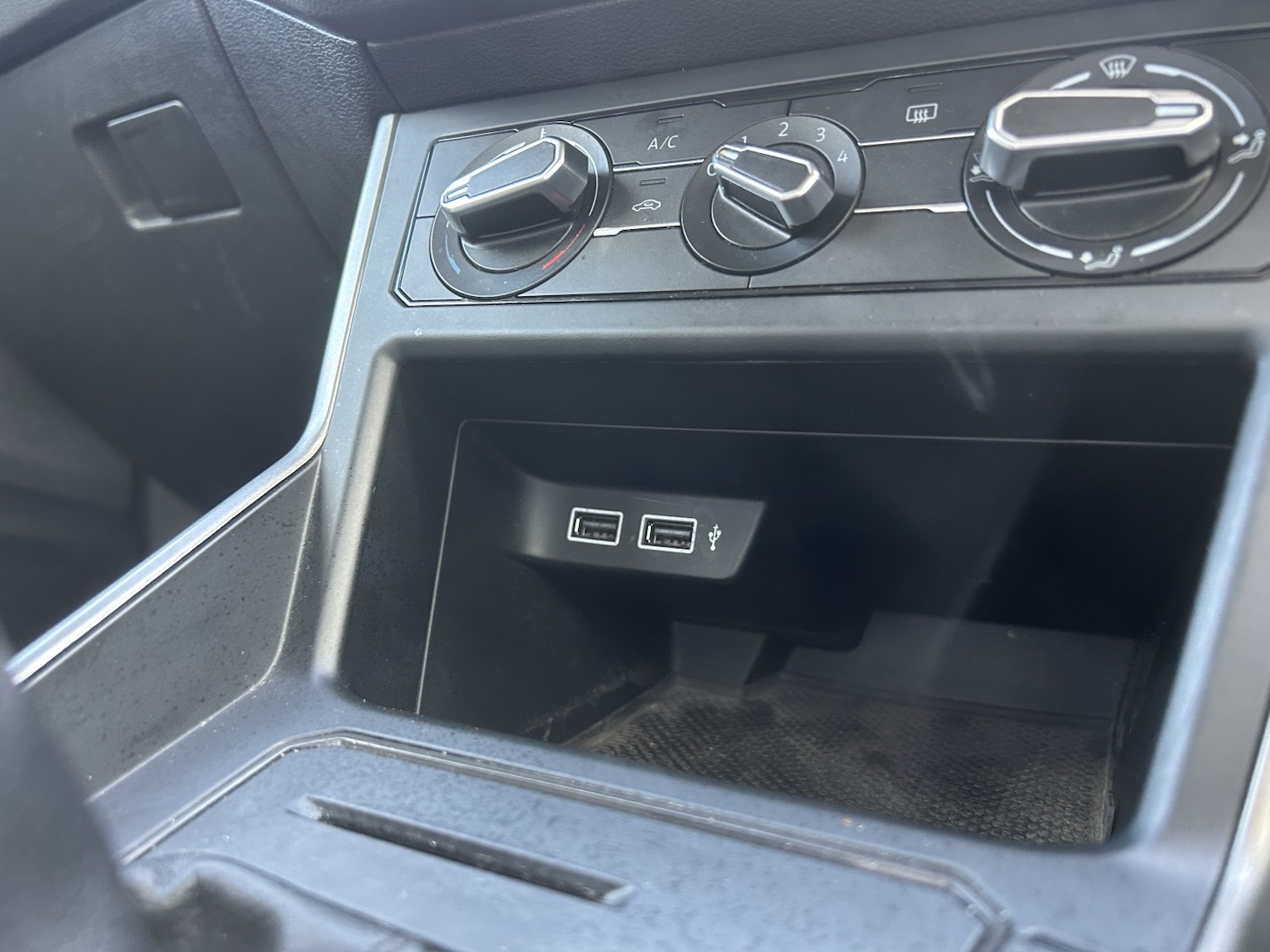 Used Volkswagen Polo 2020 for sale - 77073086: Photo 23