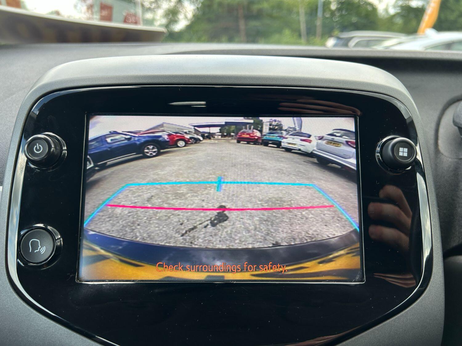 Used Toyota AYGO 2021 for sale - 77073008: Photo 17