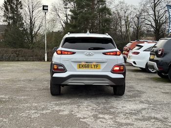 Used Hyundai KONA 2018 for sale - 77073140: Photo