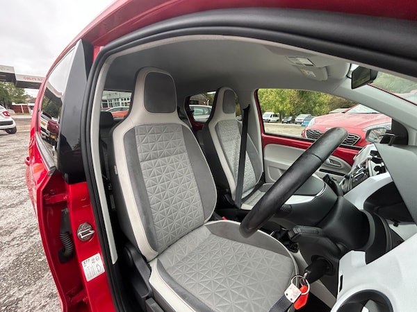 Used Volkswagen up! 2019 for sale - 76253871: Photo 10
