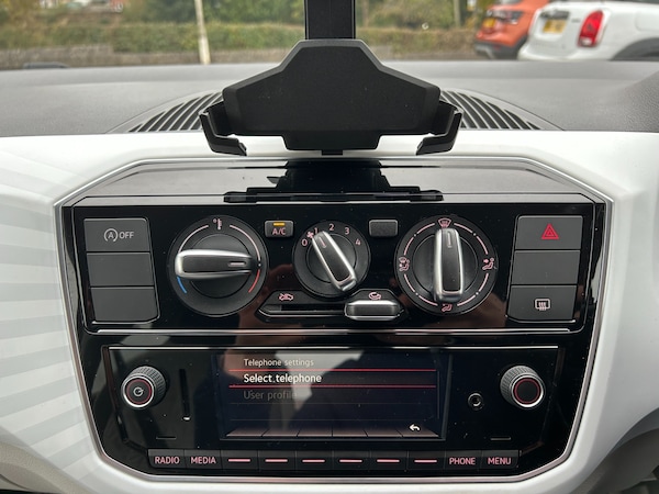 Used Volkswagen up! 2019 for sale - 76253871: Photo 18