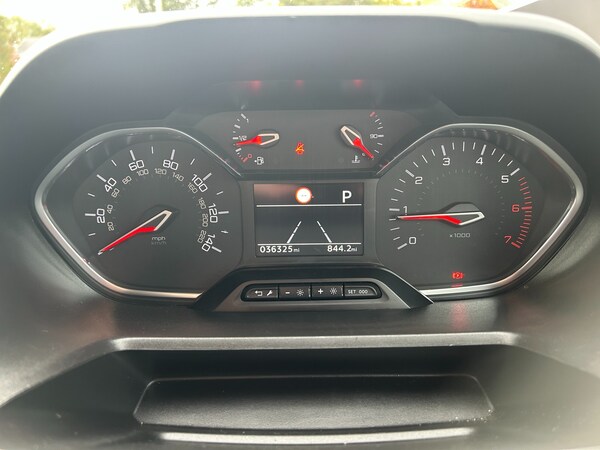 Used Peugeot Rifter 2019 for sale - 76160950: Photo 18