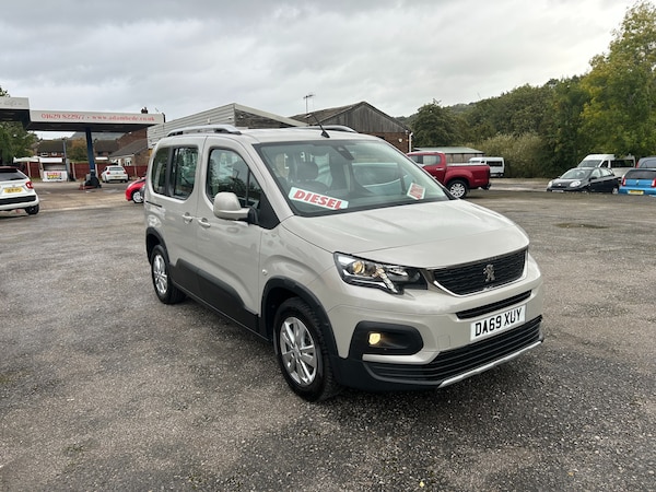 Used Peugeot Rifter 2019 for sale - 76160950: Photo 24