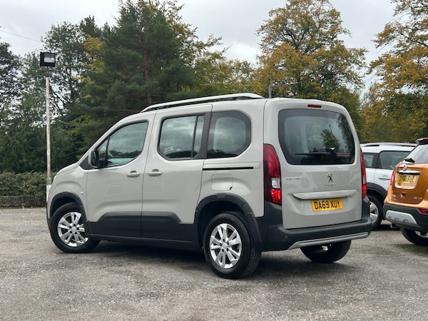 Used Peugeot Rifter 2019 for sale - 76160950: Photo 3