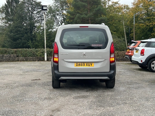 Used Peugeot Rifter 2019 for sale - 76160950: Photo 4
