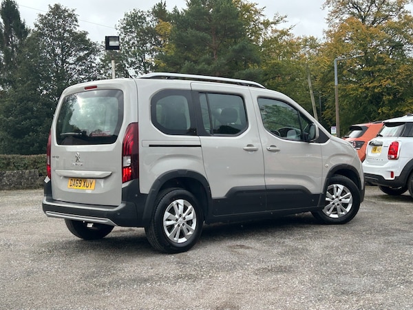 Used Peugeot Rifter 2019 for sale - 76160950: Photo 6