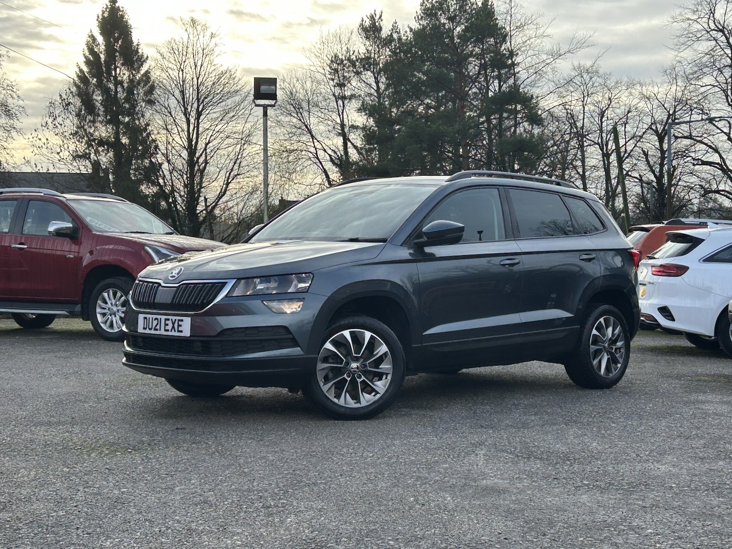 Used Skoda Karoq 2021 for sale - 76836950: Photo 2
