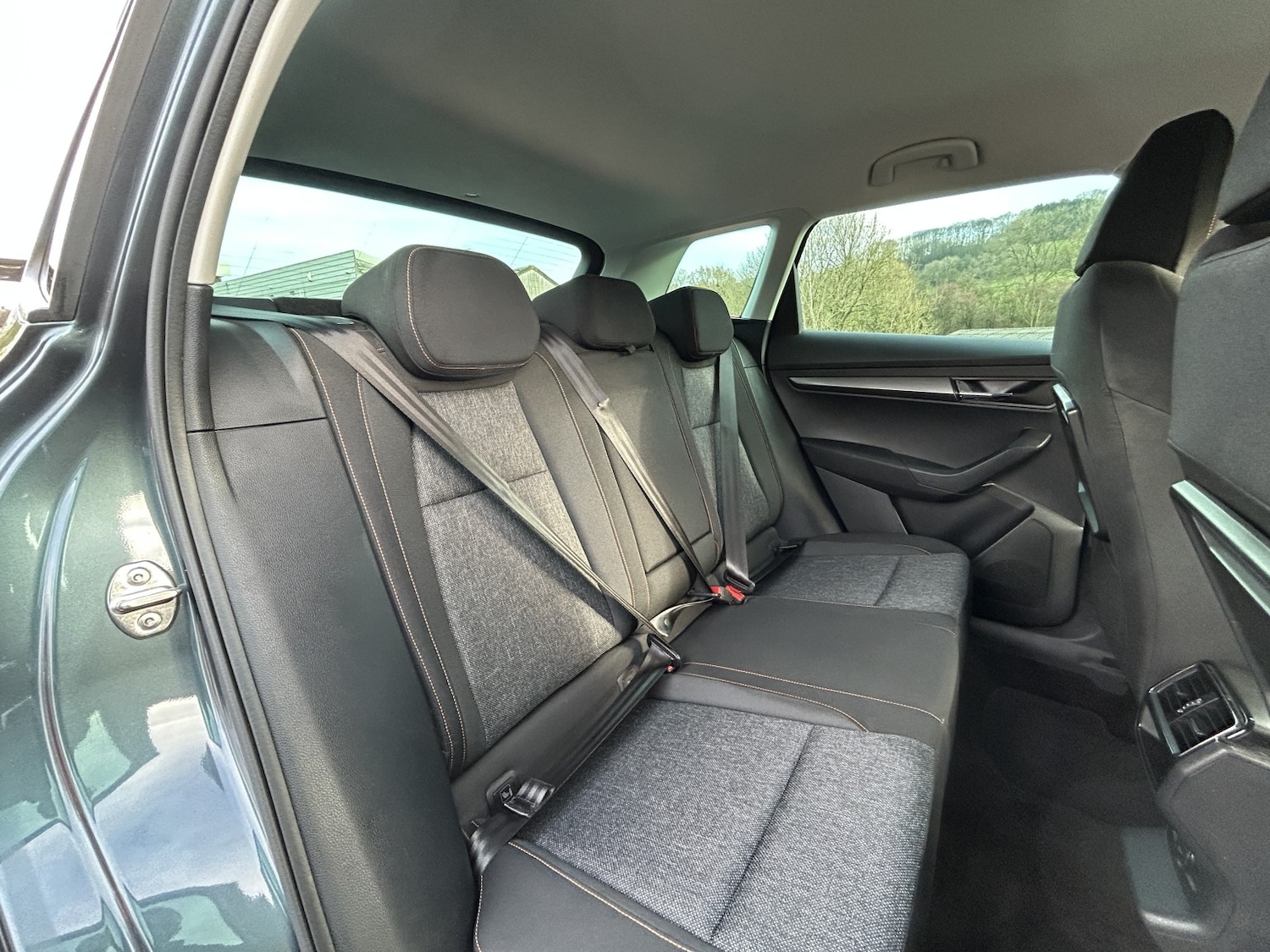 Used Skoda Karoq 2021 for sale - 76836950: Photo 8