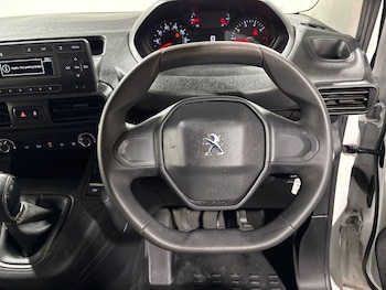 Used Peugeot Partner 2020 for sale - 79200104: Photo