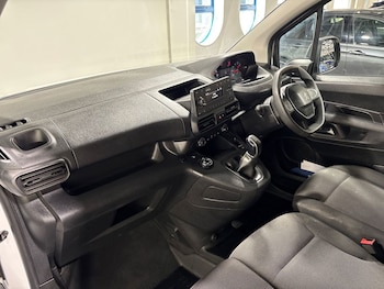 Used Peugeot Partner 2020 for sale - 79200104: Photo