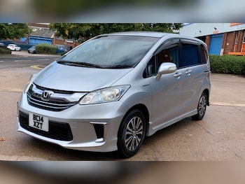 Used Honda Freed 2014 for sale - 75868290: Photo