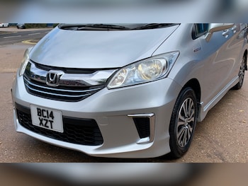 Used Honda Freed 2014 for sale - 75868290: Photo
