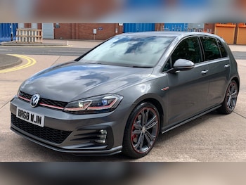Used Volkswagen Golf 2018 for sale - 75861388: Photo