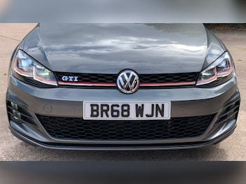 Used Volkswagen Golf 2018 for sale - 75861388: Photo