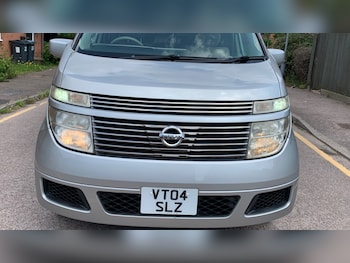 Used Nissan Elgrand 2004 for sale - 75868209: Photo