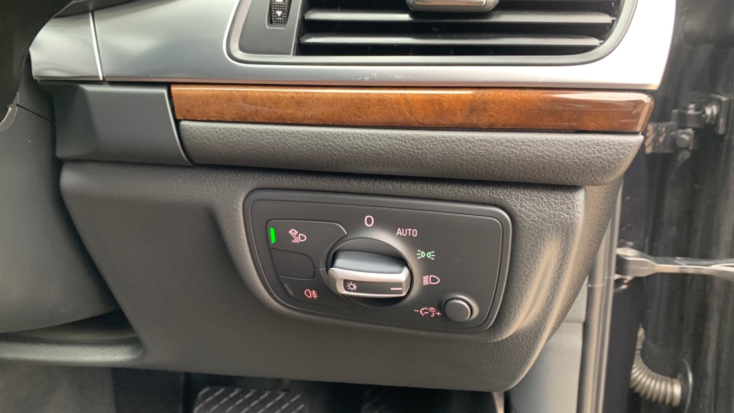 Used Audi A6 Saloon 2013 for sale - 76319671: Photo 81