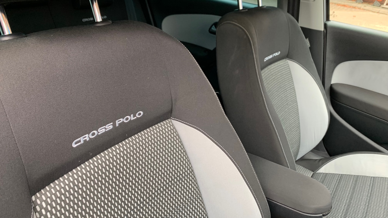 Used Volkswagen Polo 2013 for sale - 76320464: Photo 24