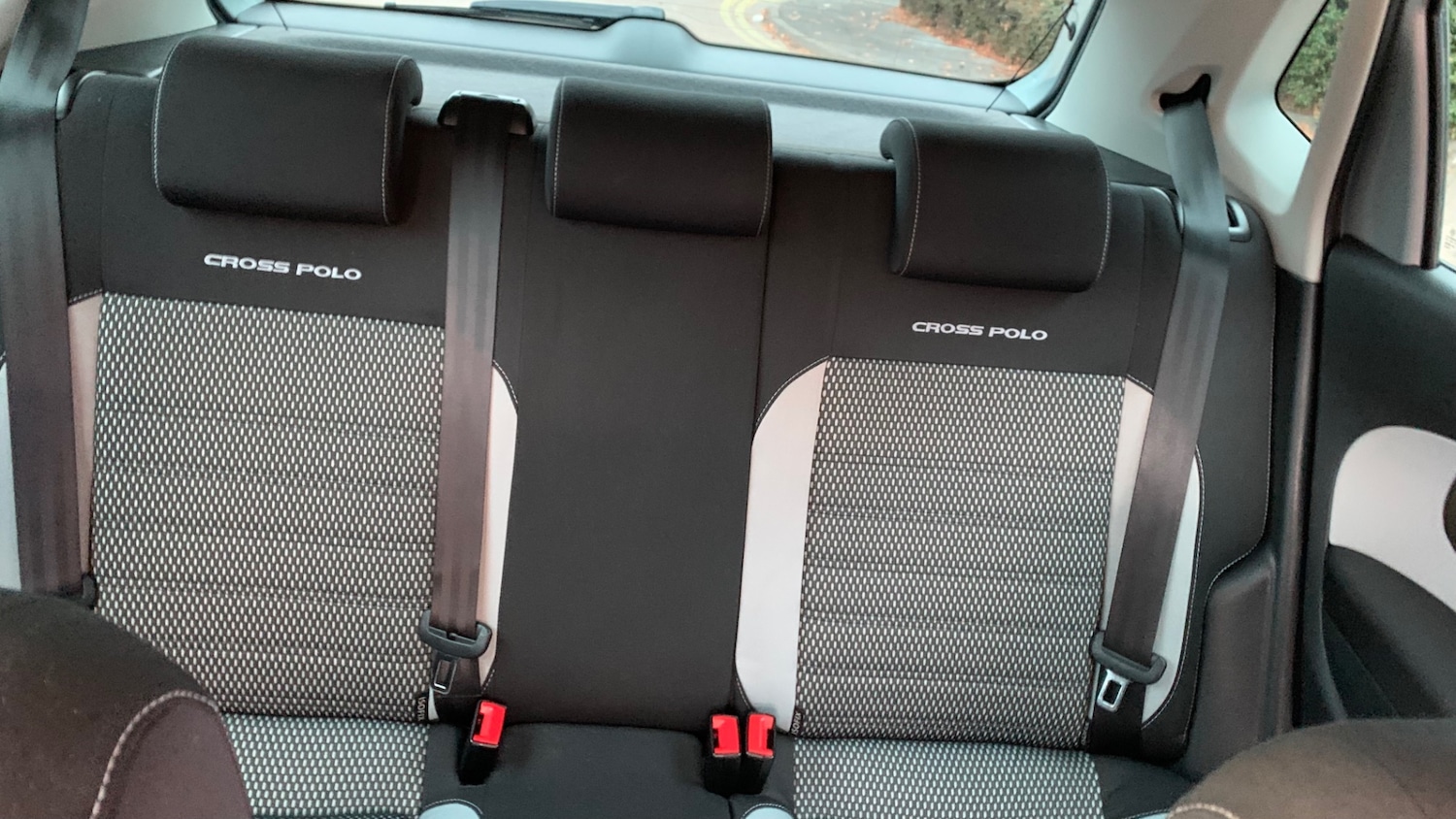 Used Volkswagen Polo 2013 for sale - 76320464: Photo 28