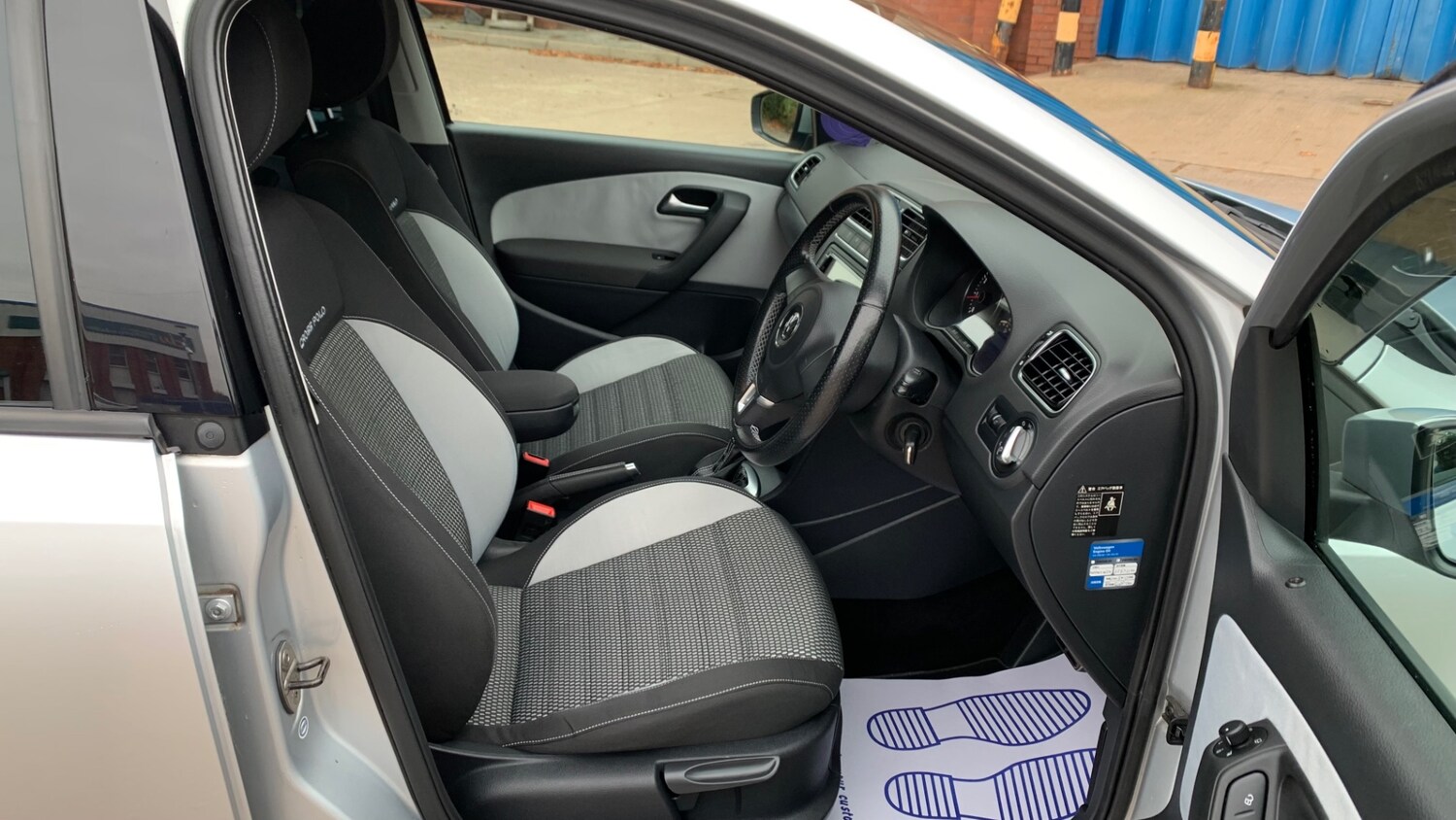 Used Volkswagen Polo 2013 for sale - 76320464: Photo 50