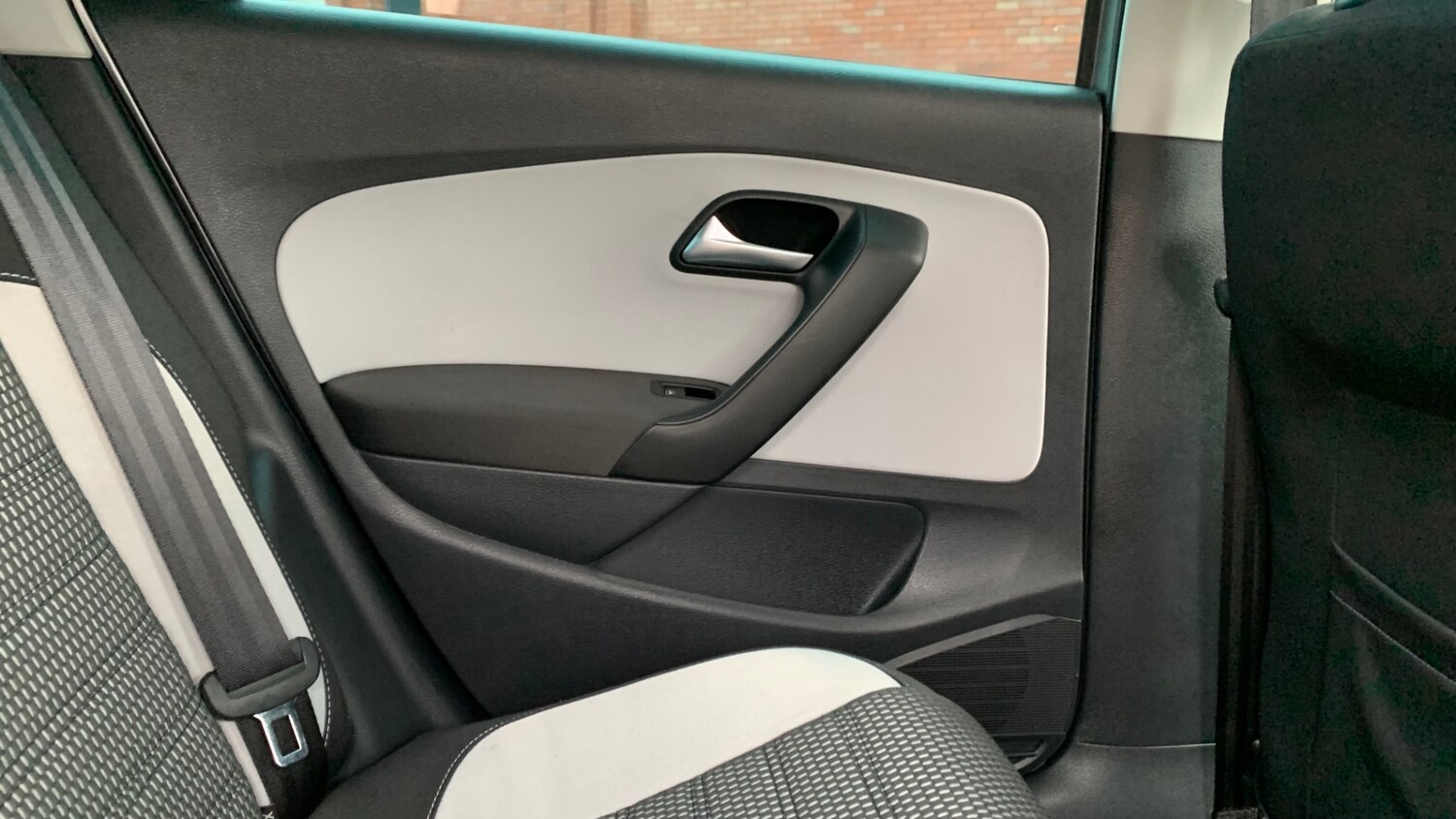 Used Volkswagen Polo 2013 for sale - 76320464: Photo 52