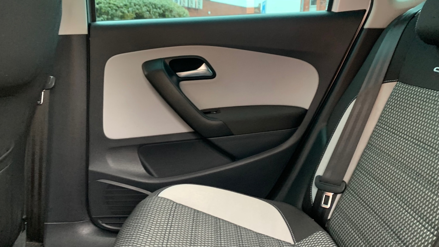 Used Volkswagen Polo 2013 for sale - 76320464: Photo 57