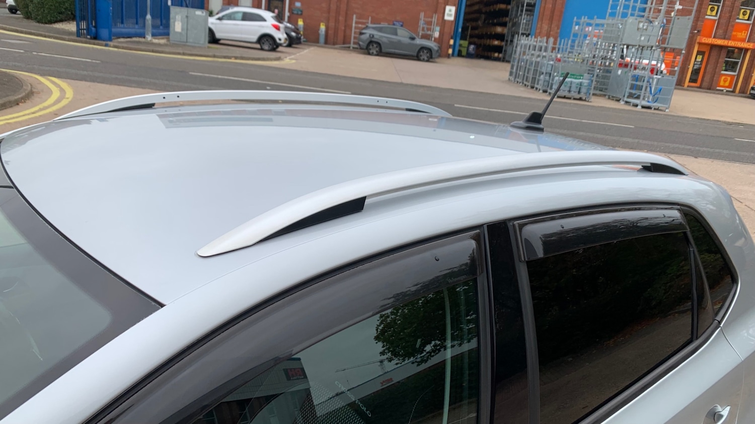 Used Volkswagen Polo 2013 for sale - 76320464: Photo 65