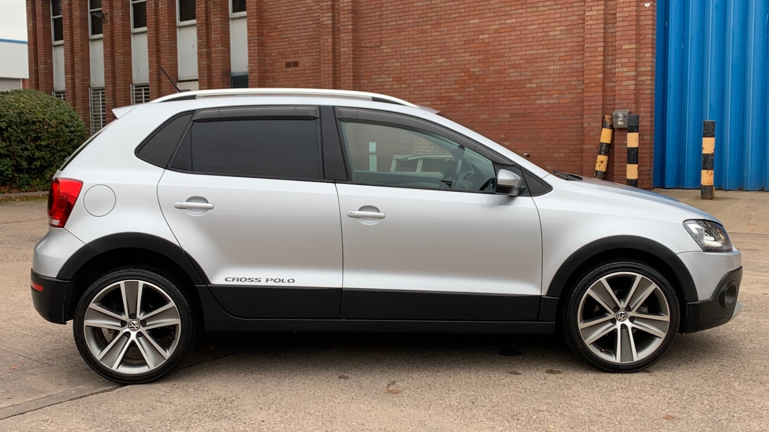 Used Volkswagen Polo 2013 for sale - 76320464: Photo 9