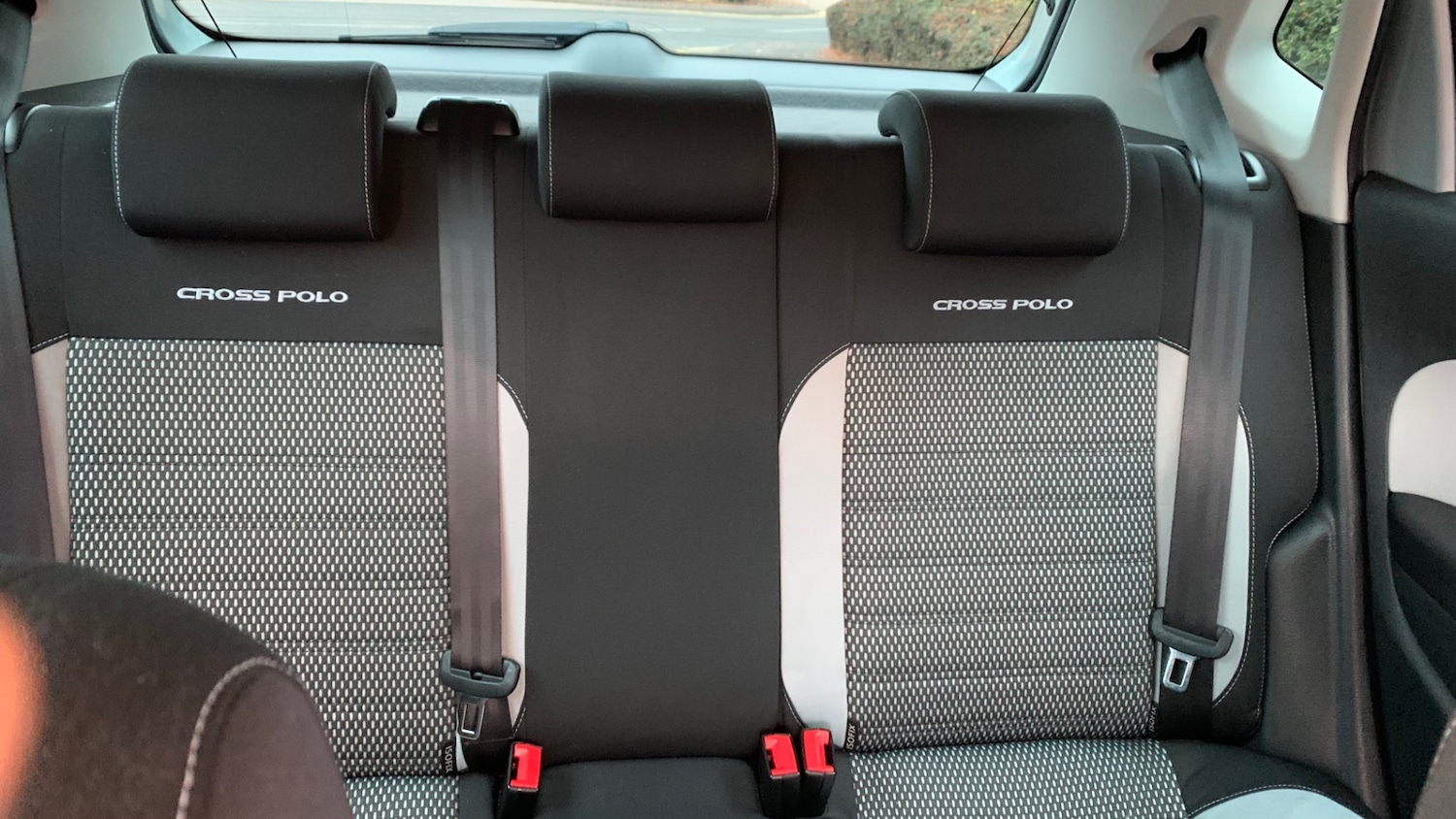 Used Volkswagen Polo 2013 for sale - 76320464: Photo 91