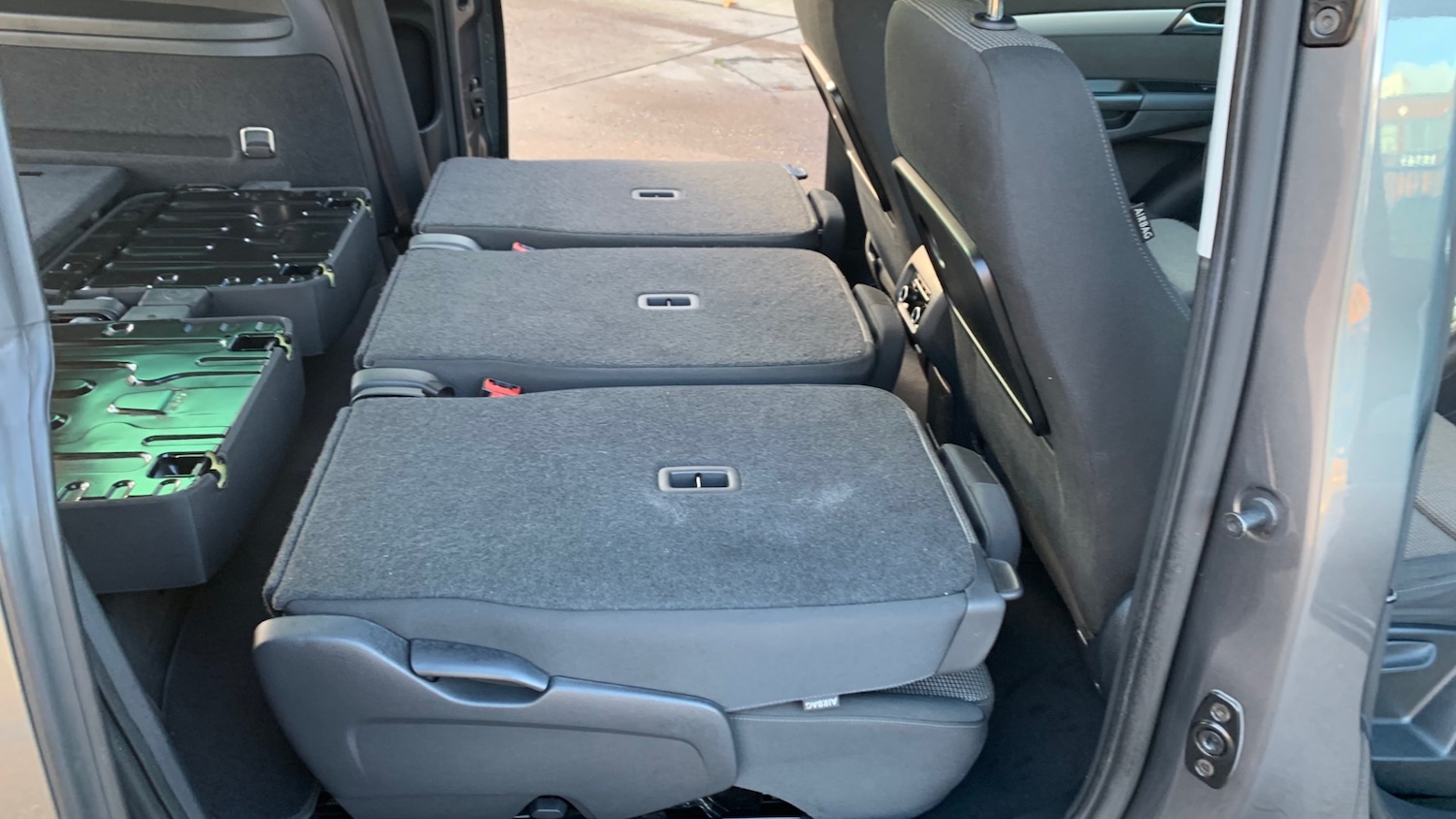 Used Volkswagen Sharan 2013 for sale - 76776545: Photo 67