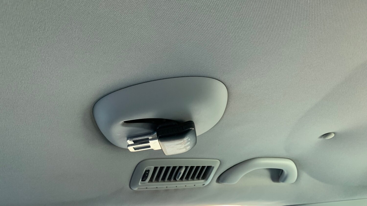 Used Volkswagen Sharan 2013 for sale - 76776545: Photo 88