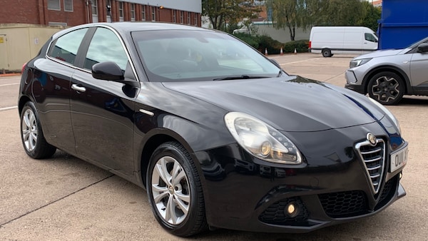 Cheap Alfa Romeo Giulietta 2011 (11) - 1.6 JTDM-2 Lusso 5dr for sale in Birmingham, West Midlands