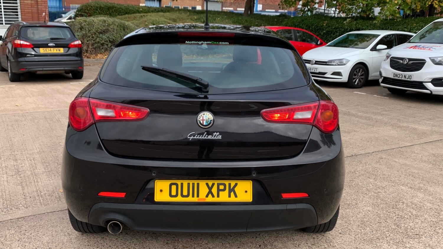 Alfa Romeo Giulietta 2011 (11) - 1.6 JTDM-2 Lusso 5dr - Image 8