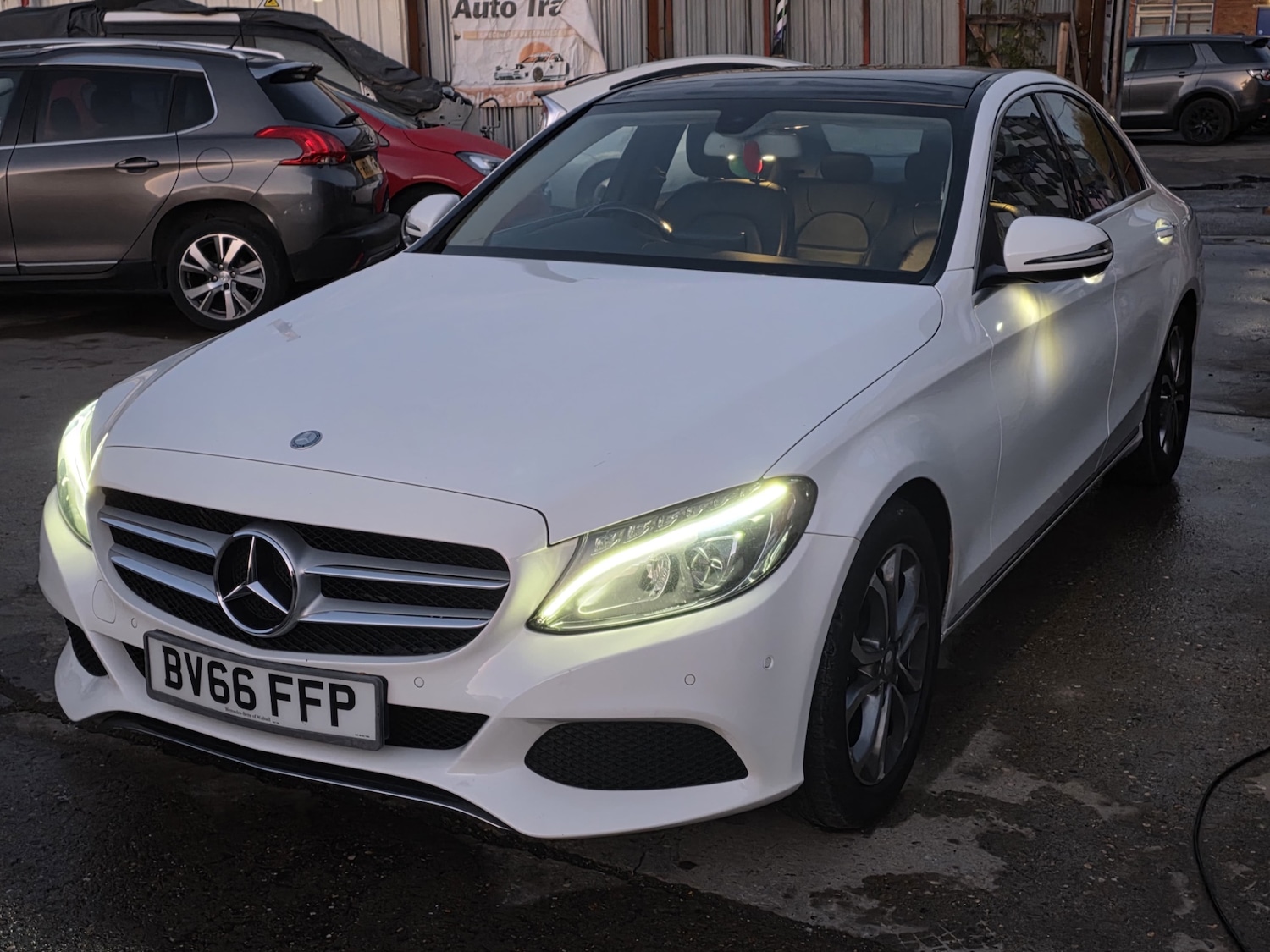 Used Mercedes-Benz C Class 2016 for sale - 76488449: Photo 8
