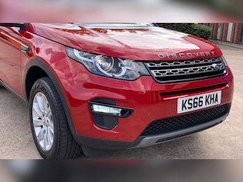 Used Land Rover Discovery Sport 2016 for sale - 75856401: Photo