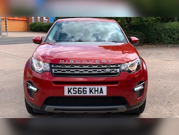 Used Land Rover Discovery Sport 2016 for sale - 75856401: Photo