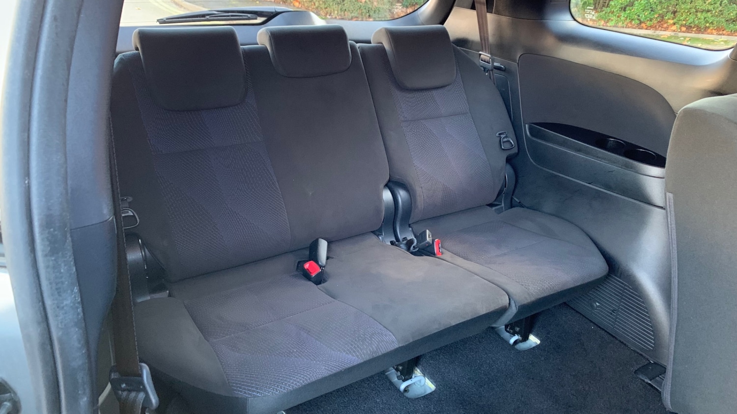 Used Toyota Estima 2019 for sale - 76672988: Photo 14