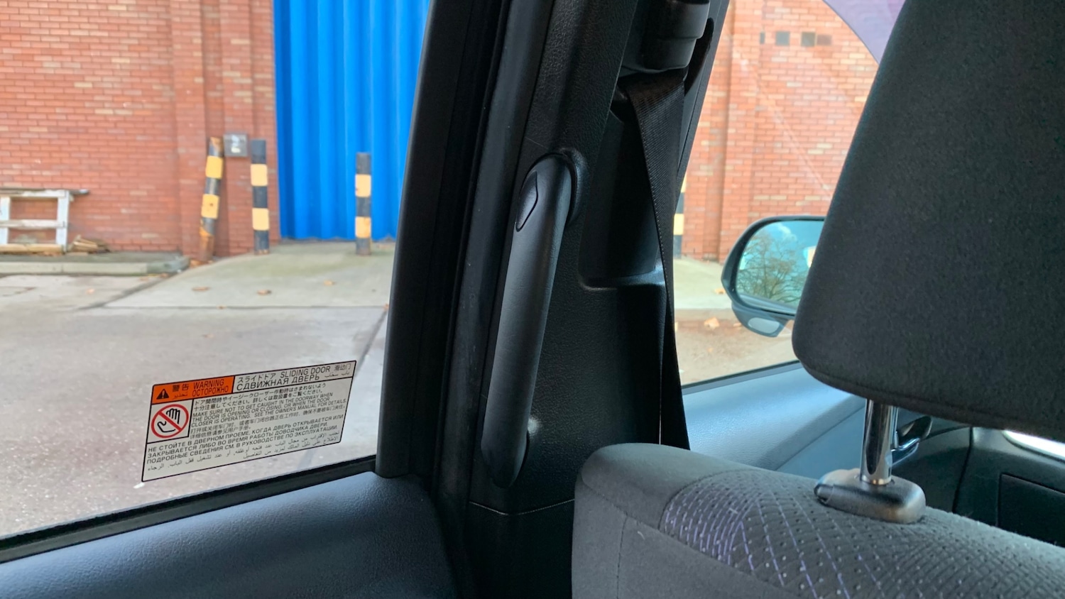 Used Toyota Estima 2019 for sale - 76672988: Photo 25