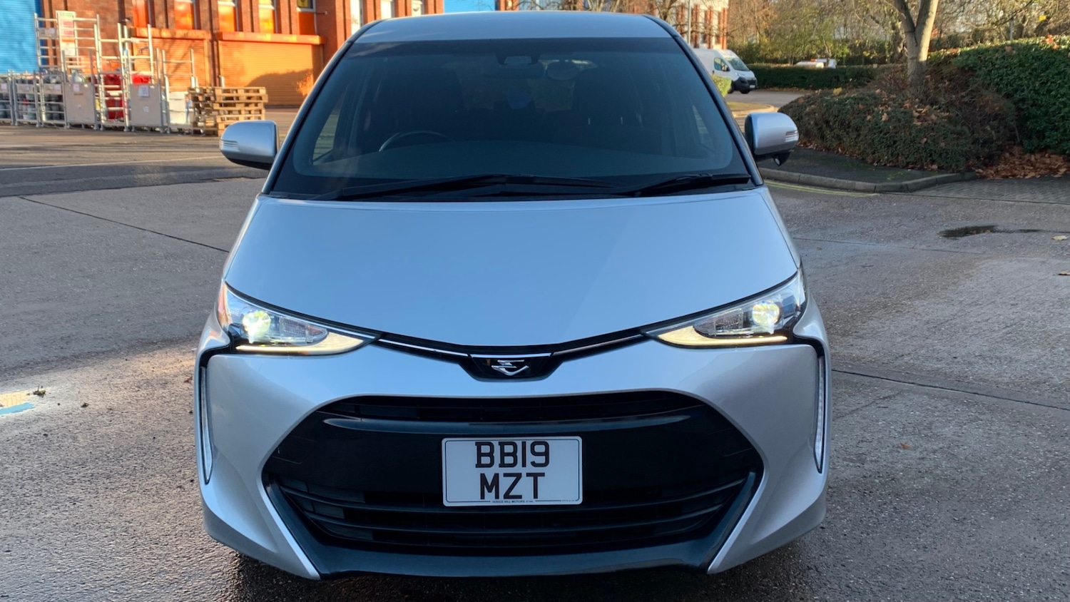 Used Toyota Estima 2019 for sale - 76672988: Photo 3