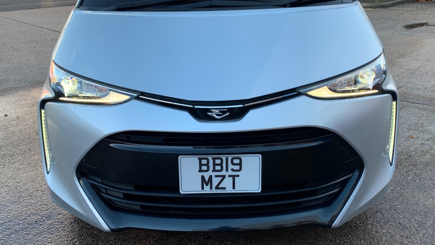 Used Toyota Estima 2019 for sale - 76672988: Photo 30