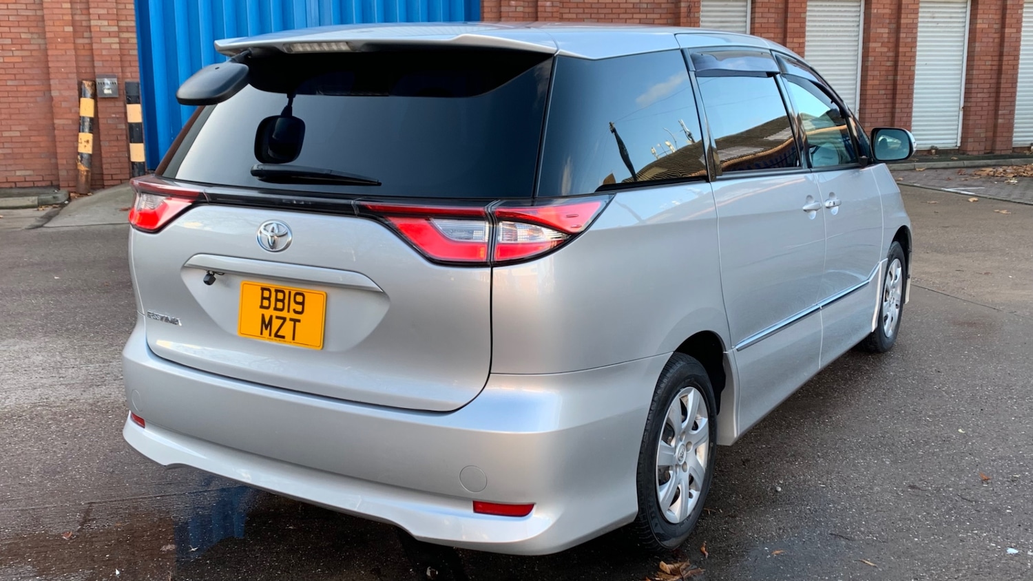 Used Toyota Estima 2019 for sale - 76672988: Photo 5