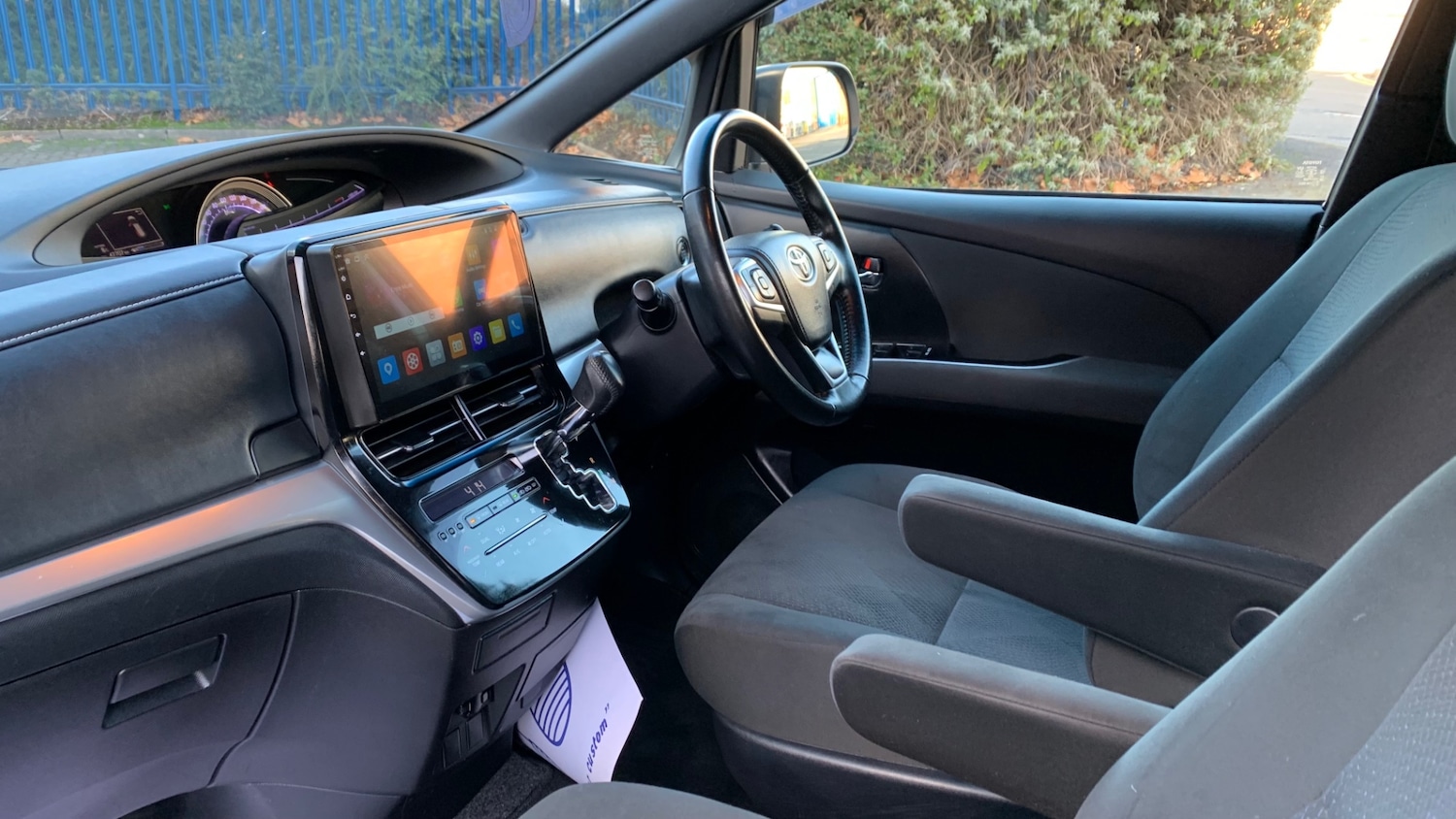 Used Toyota Estima 2019 for sale - 76672988: Photo 61