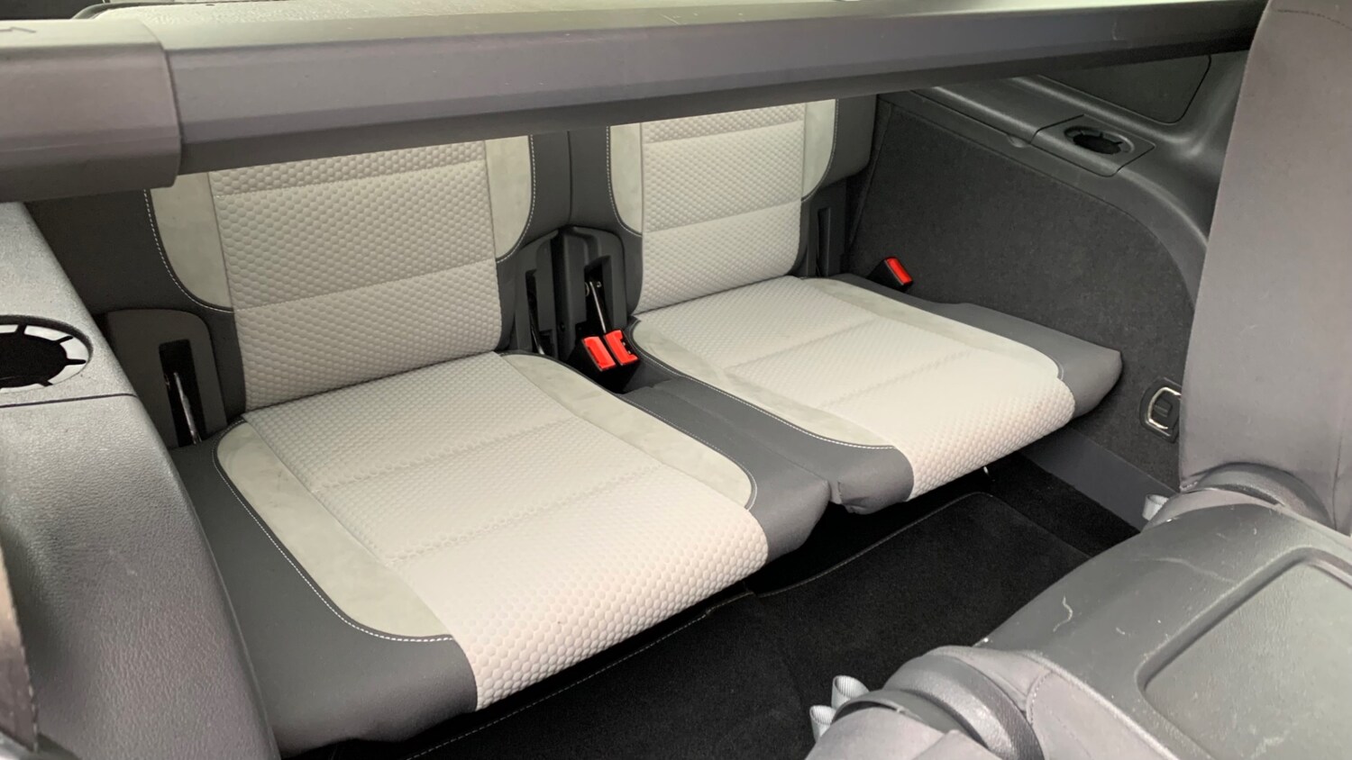 Used Volkswagen Touran 2025 for sale - 76374057: Photo 75